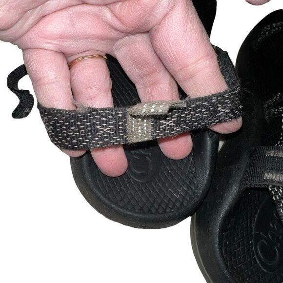 Chaco ZX3 Womens Size 9 Black White Three Strap Classic Toe Loop Sport Sandals - Picture 6 of 11